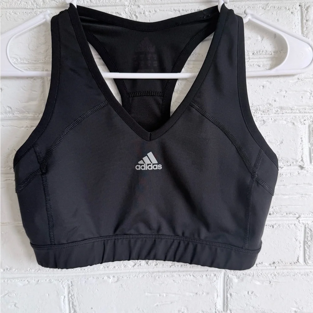 Adidas Women's Black V-Neck Sports‎ Bra